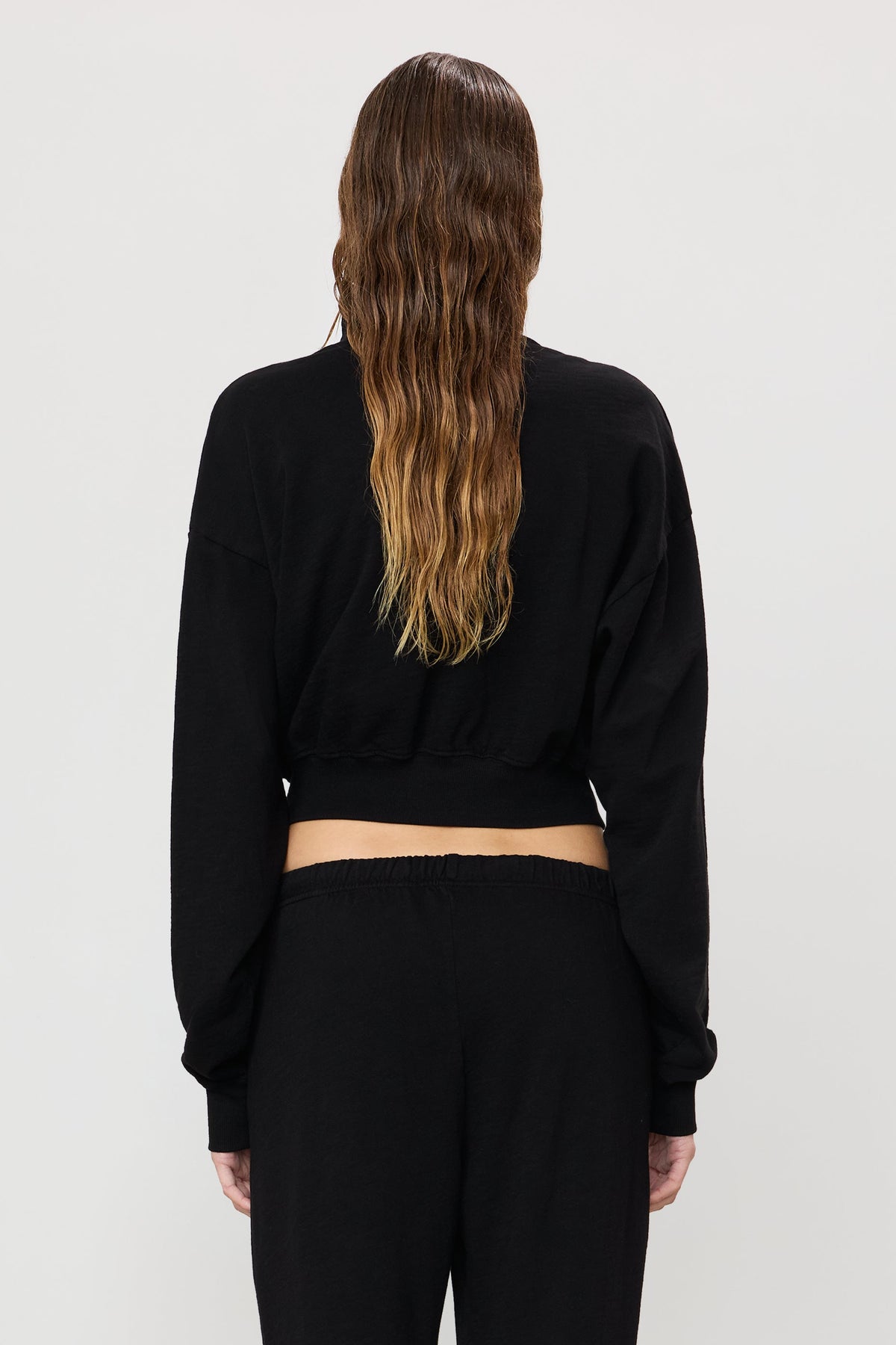 Eterne Cropped Half-zip Sweatshirt in Black