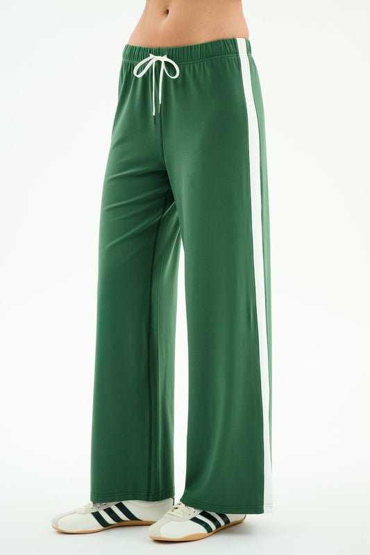 Splits59 Willow Airweight Wide Leg Pant in Arugula/White