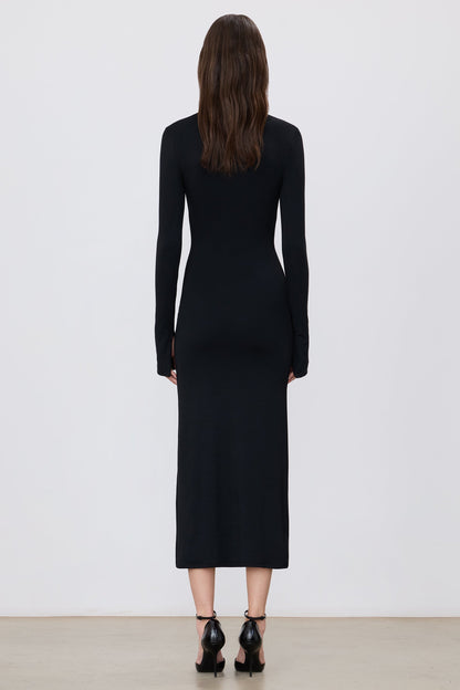 Eterne Deep-v Midi Dress in Black